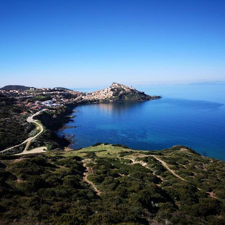 La Tartaruga Spiaggiata - Bilocale Centrale A Pochi Metri Dalla Spiaggia Castelsardo Eksteriør bilde